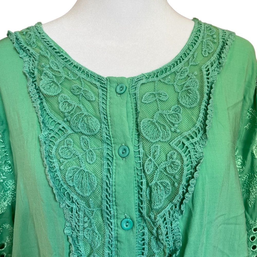 Green top - Picture 2 of 6